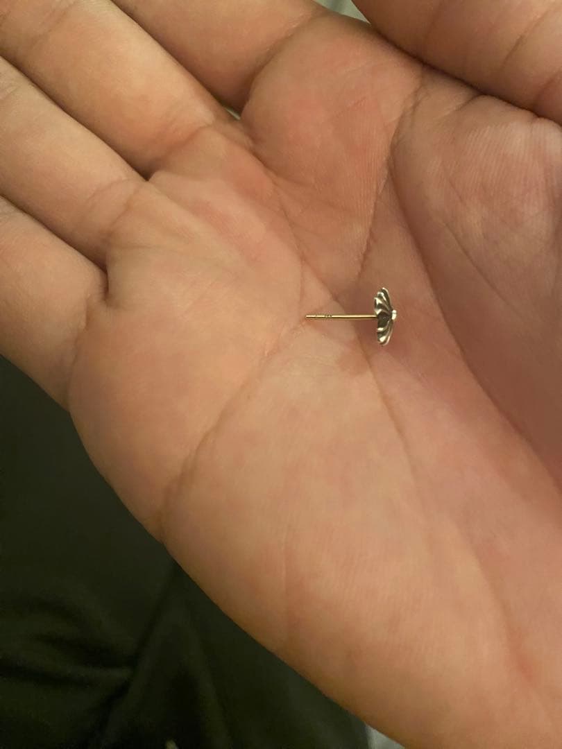 正規品　クロムハーツ　CHプラススタッドピアス