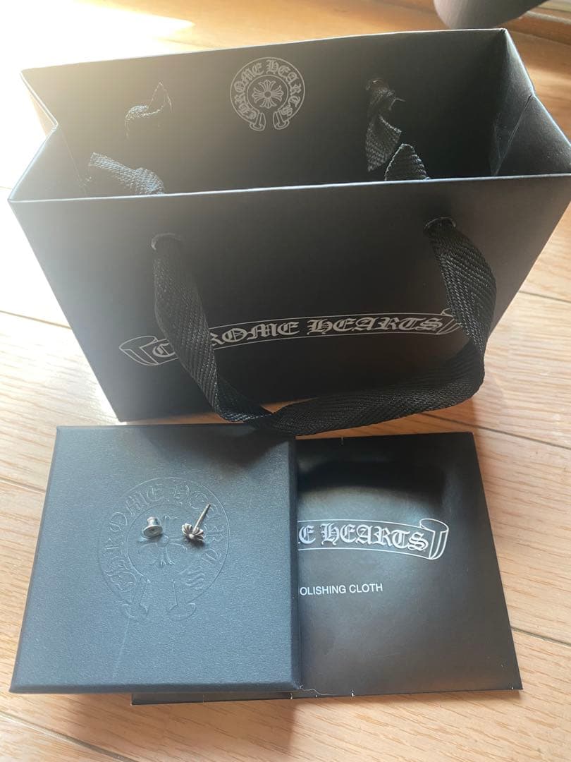 正規品　クロムハーツ　CHプラススタッドピアス