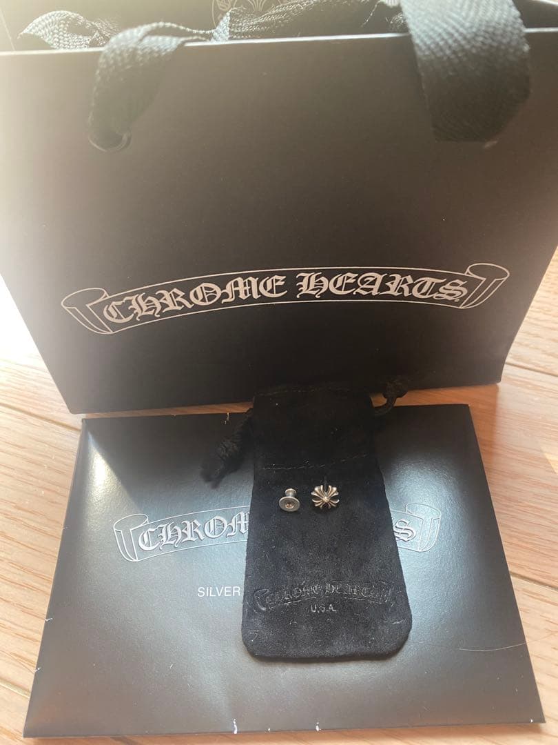正規品　クロムハーツ　CHプラススタッドピアス