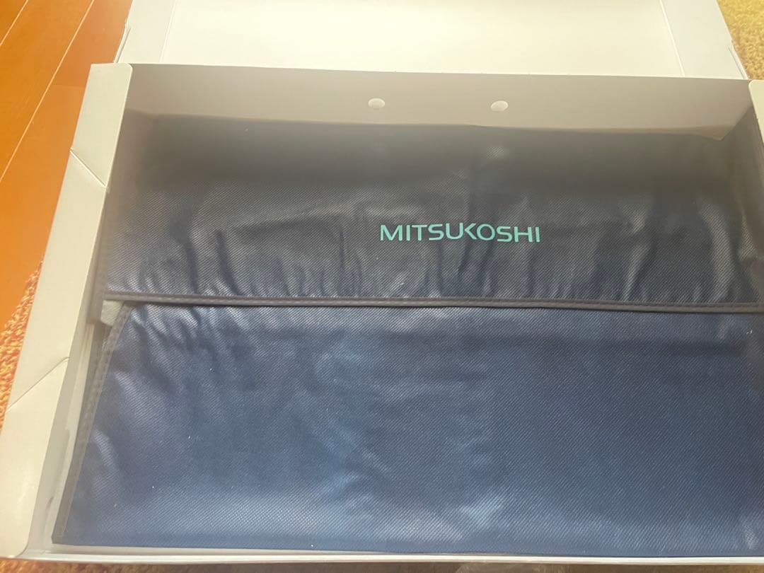 東京大学　アカデミックガウン　修士（Mサイズ）