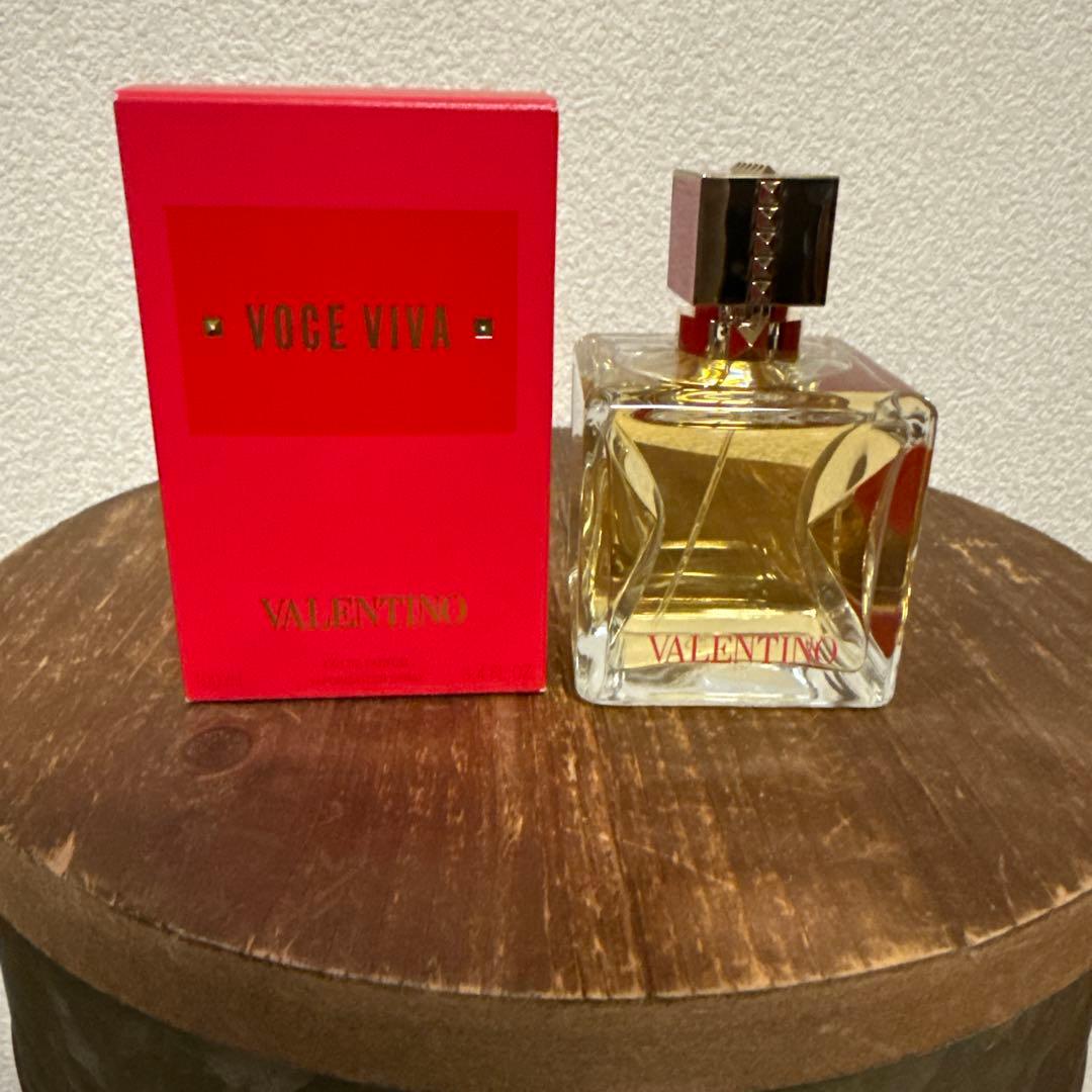 u さま専用VALENTINO ヴァレンティノ 香水 ヴォーチェヴィヴァ