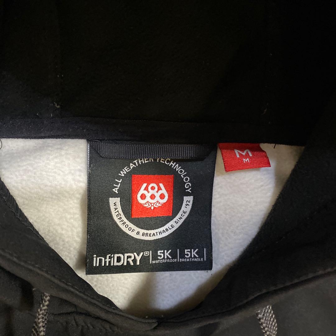 686 スノーウェア 上下セット Mサイズ