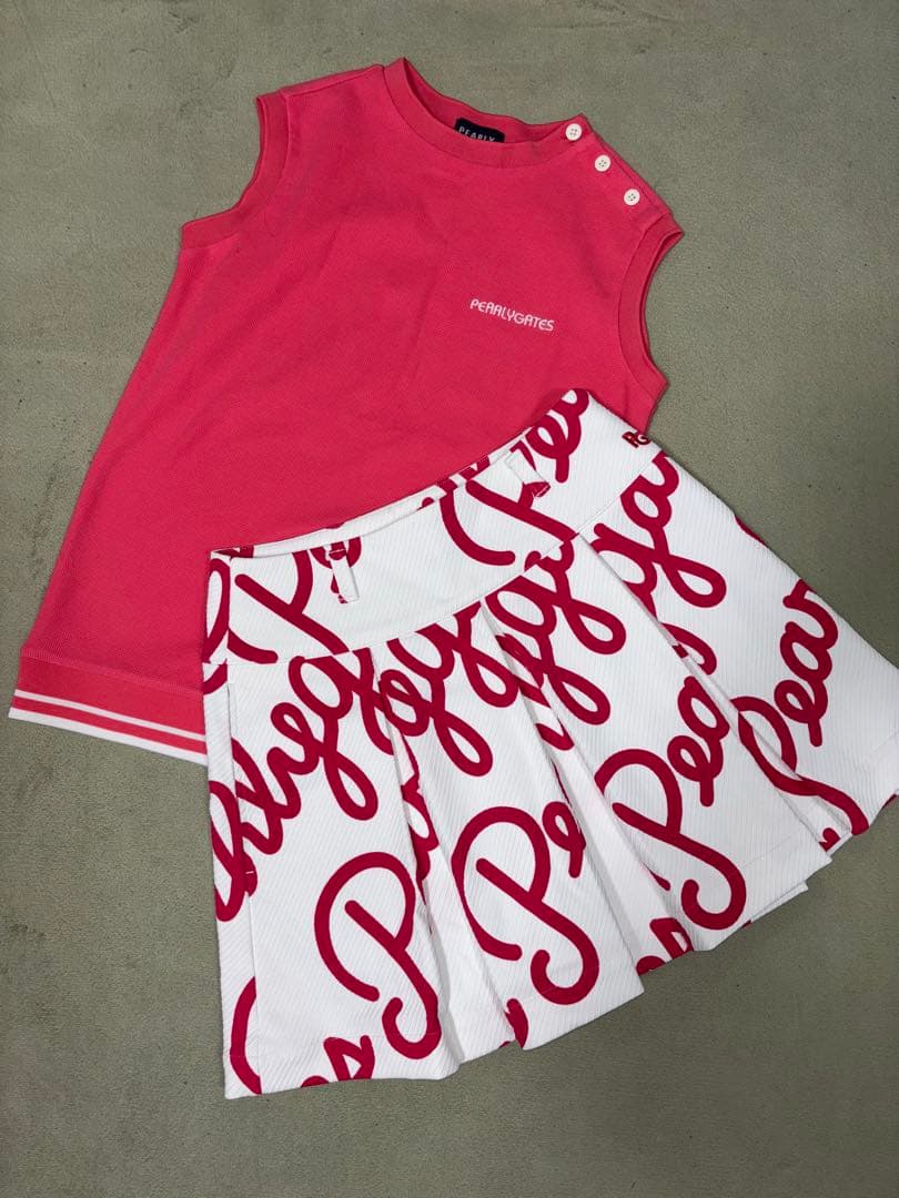 （美品）パーリーゲイツ 、筆記体ロゴグラフィック柄、セットアップ、サイズ0