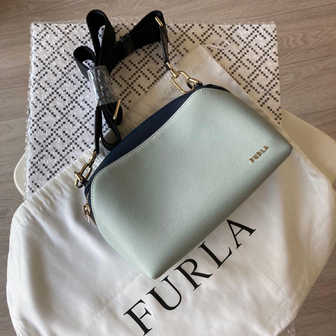 FURLA 本革 ショルダーバッグ ライトブルー/ネイビー