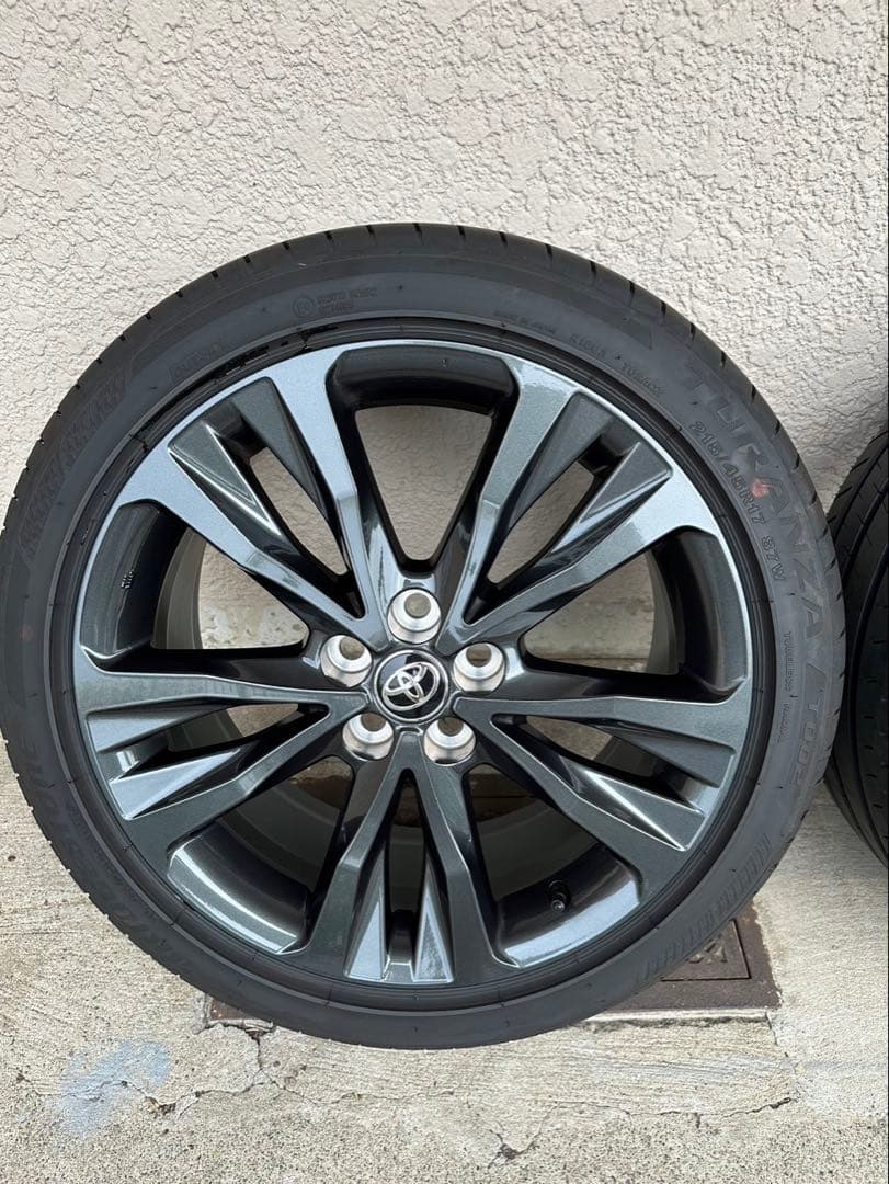 カローラツーリンクノーマルタイヤホイール付き美品