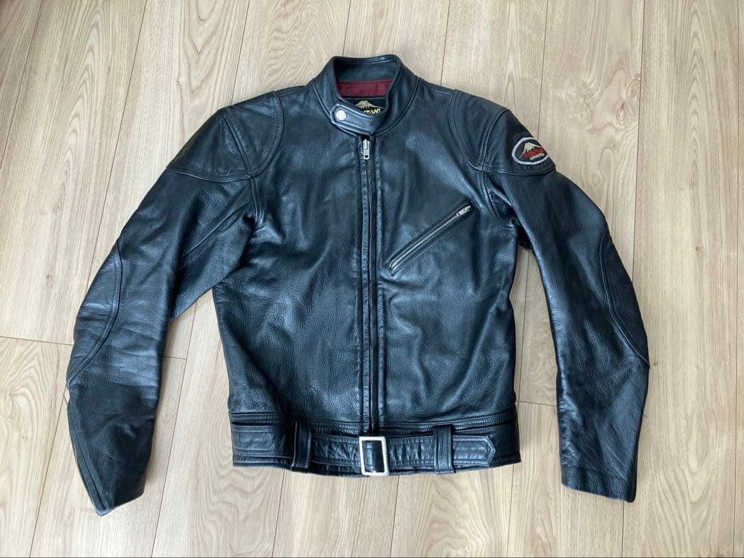 クシタニ　レザーシングルジャケット