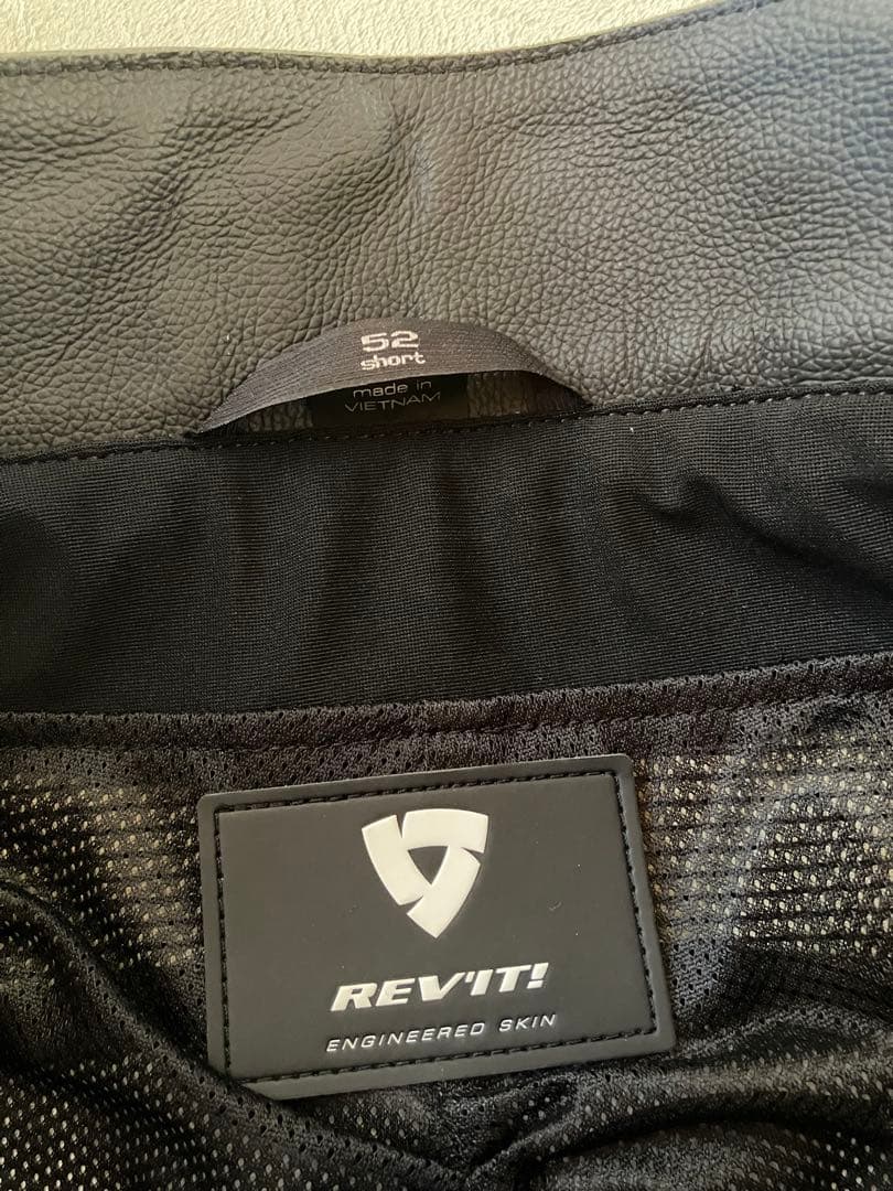 REV'IT! ブラック革ツナギ