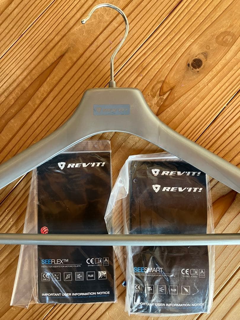 REV'IT! ブラック革ツナギ