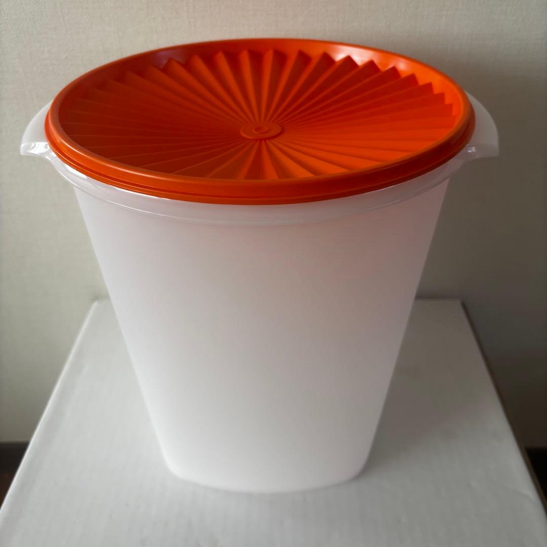 タッパーウエア　マキシクイーンデコレーター　2個セット　新品