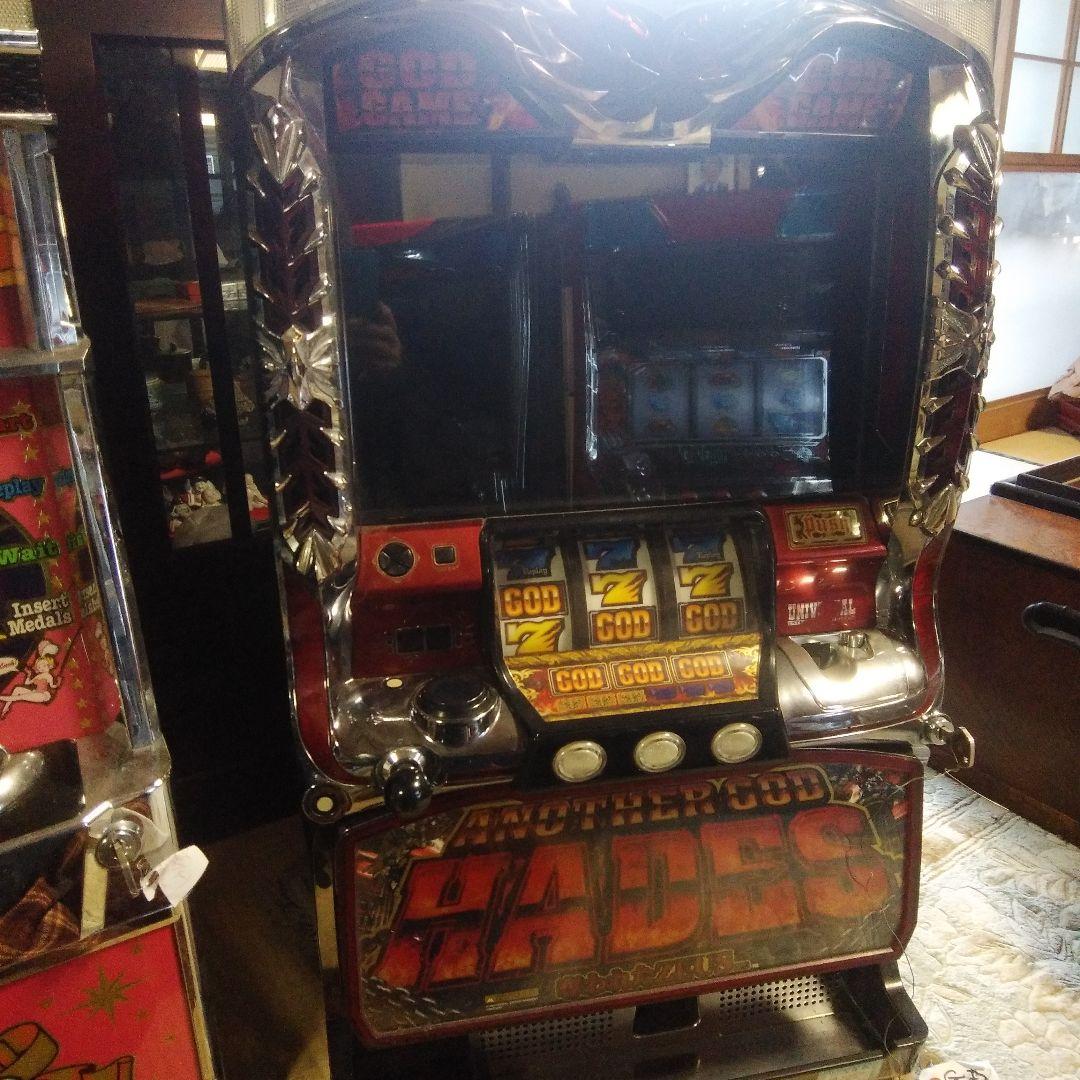 ANOTHER GOD HADES スロットマシン引き取り限定品