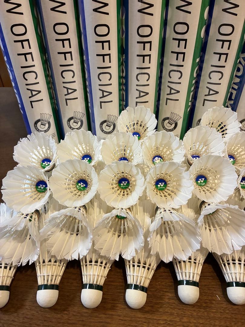 YONEX　NEW OFFICIAL 120球