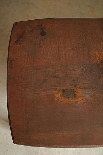 味のある木製の折り畳みテーブル　ちゃぶ台