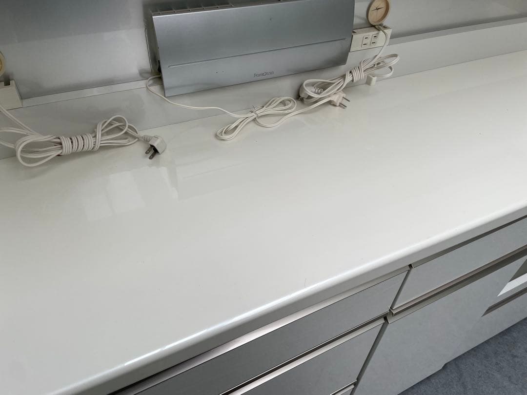 ユキンコ　パモウナ　キッチンボード　食器棚