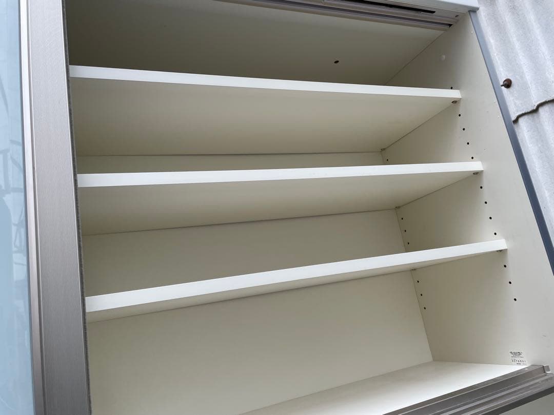 ユキンコ　パモウナ　キッチンボード　食器棚