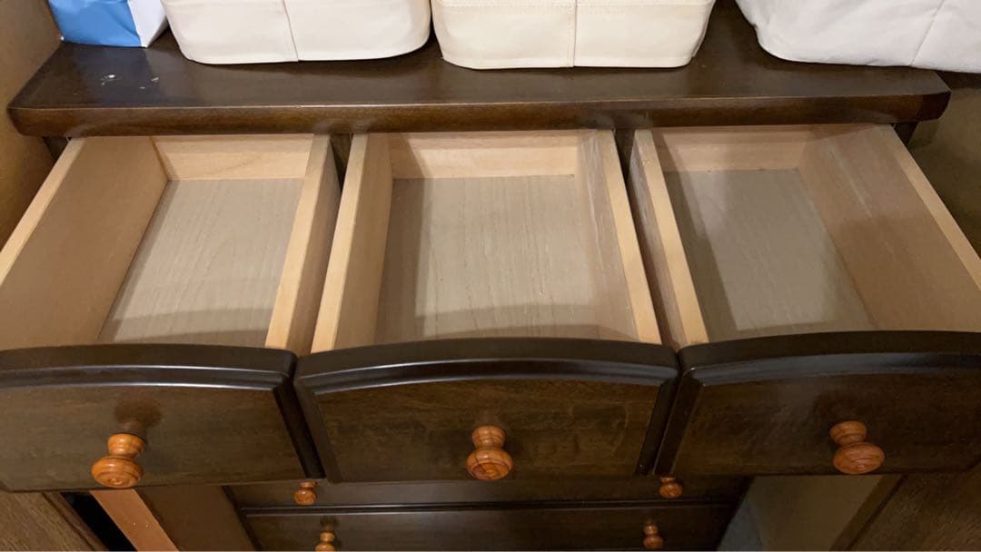 ブラウン木製チェスト 洋服タンス 5段＋引き出し3つ