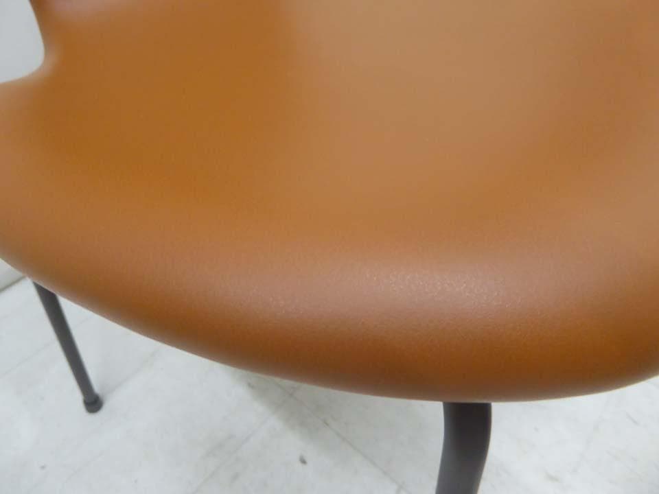 新品 正規品■フリッツハンセン■2025年 レザー セブンチェア タグ付-2