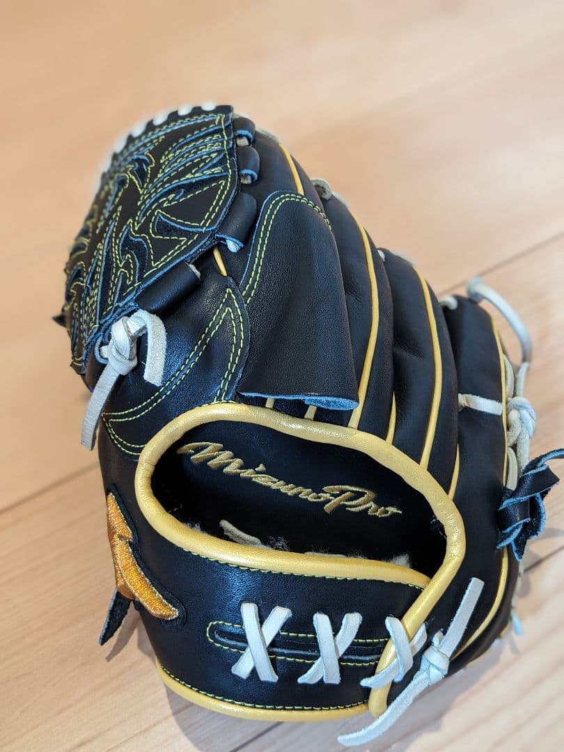 【美品】ミズノプロ 軟式用投手オーダーグローブ 宮城型