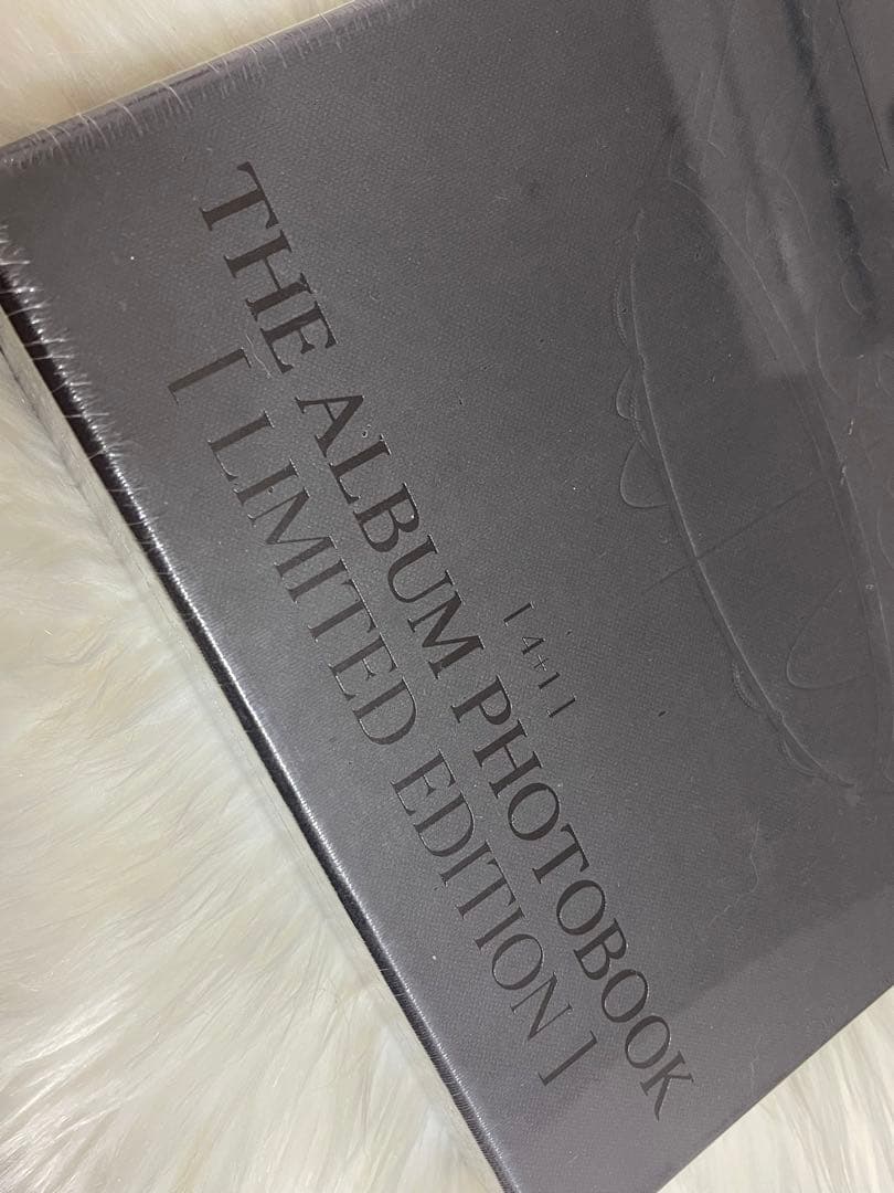 K-POP・アジア THE ALBUM PHOTOBOOK 4+1[LIMITED EDITION]