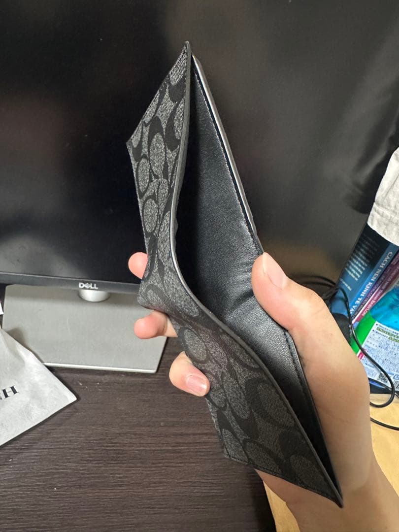 新品 COACH ウォレット シグネチャーキャンバス 二つ折り財布