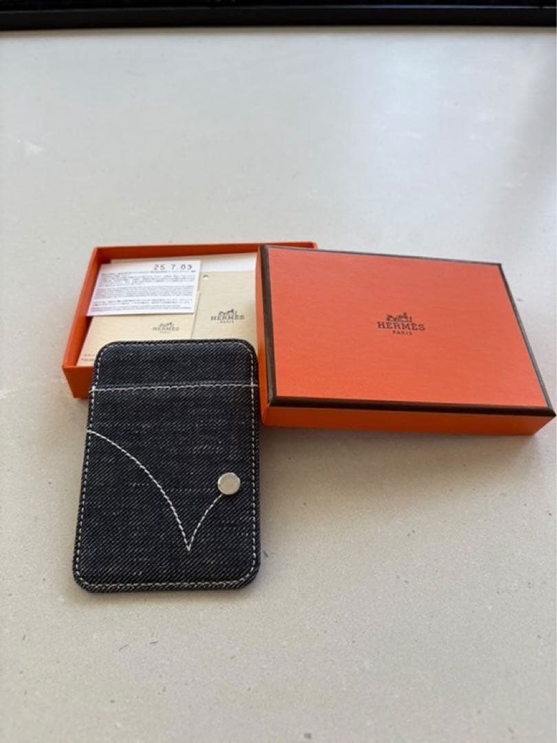HERMES デニムカードケース ダークブルー　MagSafe エルメス