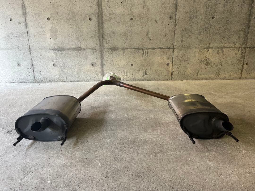値下げしました！トヨタ 210クラウンアスリートハイブリッド後期 純正マフラー