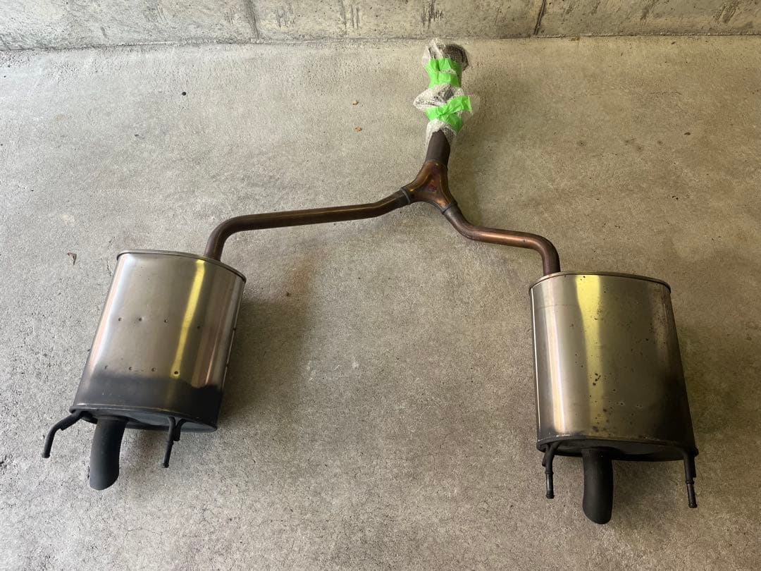 値下げしました！トヨタ 210クラウンアスリートハイブリッド後期 純正マフラー