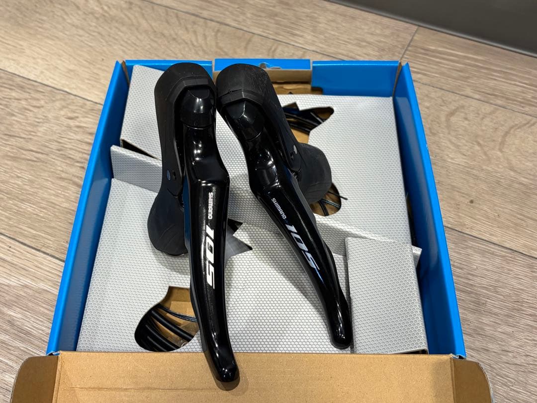 SHIMANO 105 ST-R7020 デュアルコントロールレバー