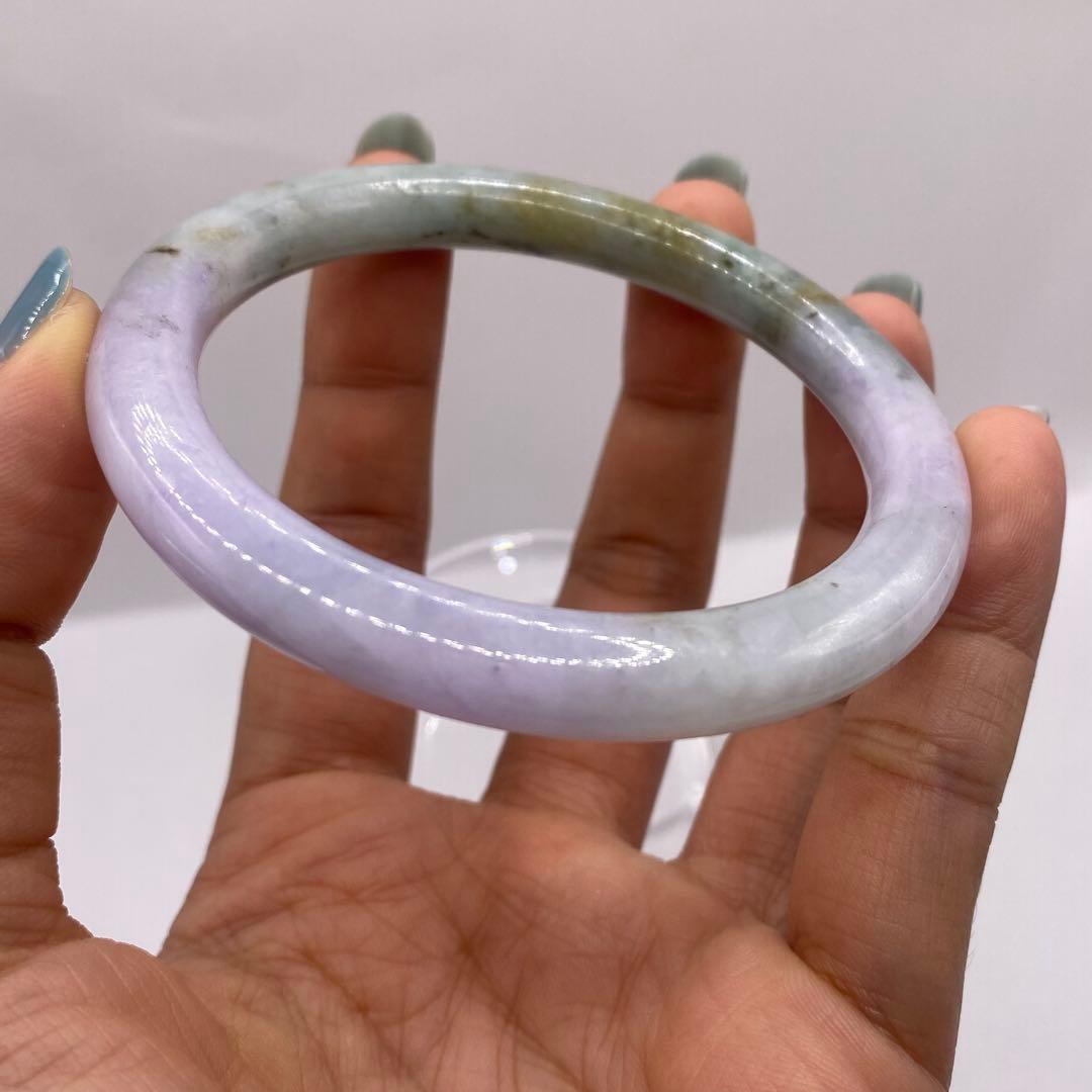 ミャンマー産　天然本翡翠　A貨　バングル 珍しい色‼️内径58.5mm 幅8mm