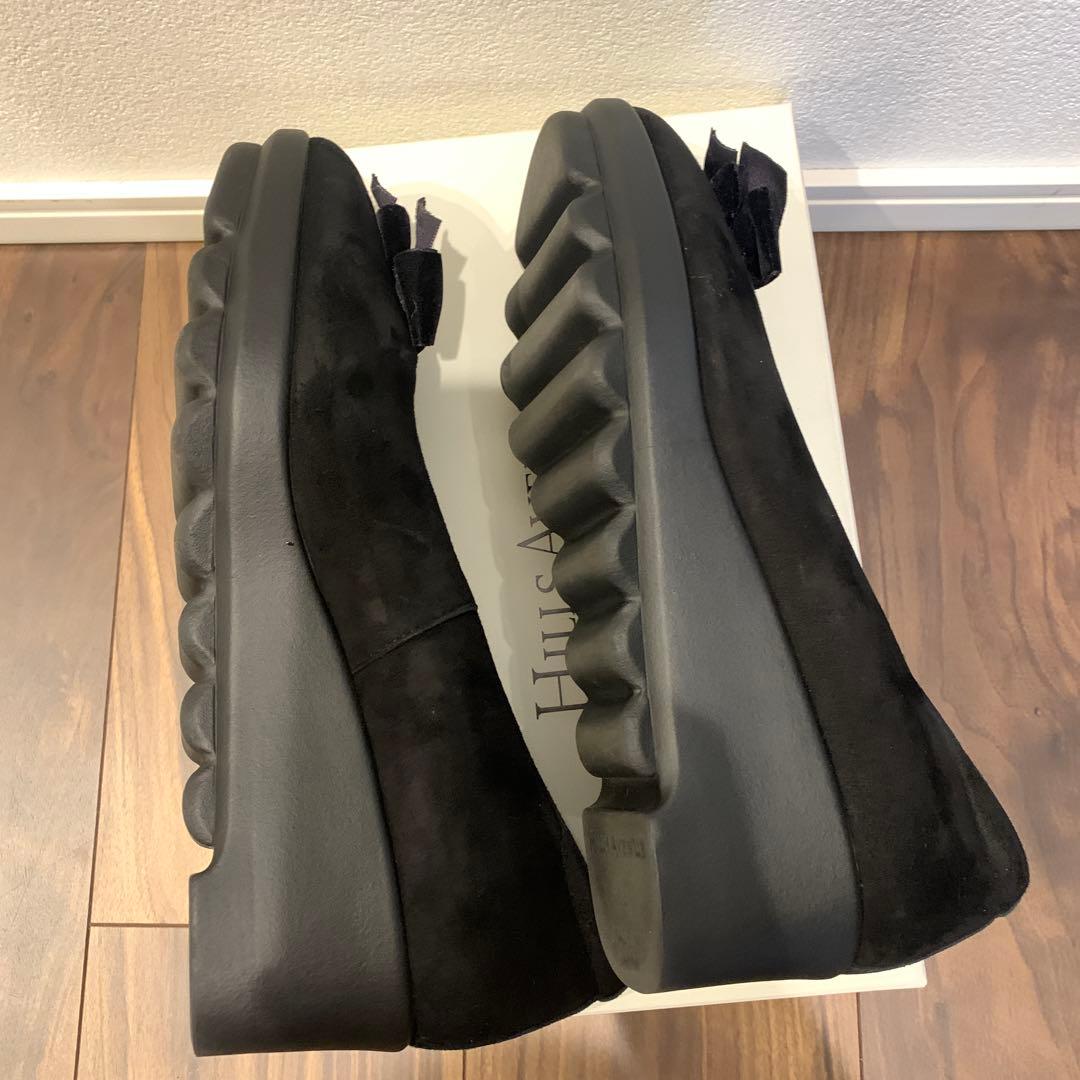 HILLS AVENUE 黒スエードリボンパンプス　23.5センチ