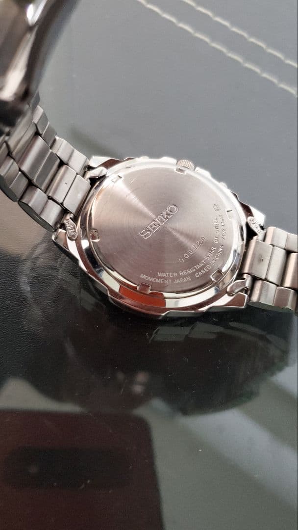 SEIKO クロノグラフ 腕時計 レッド