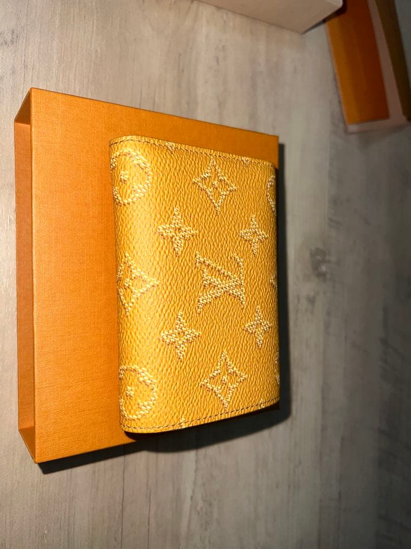 ヴィトン折り財布　付属品完品　極美品　最終値下げ