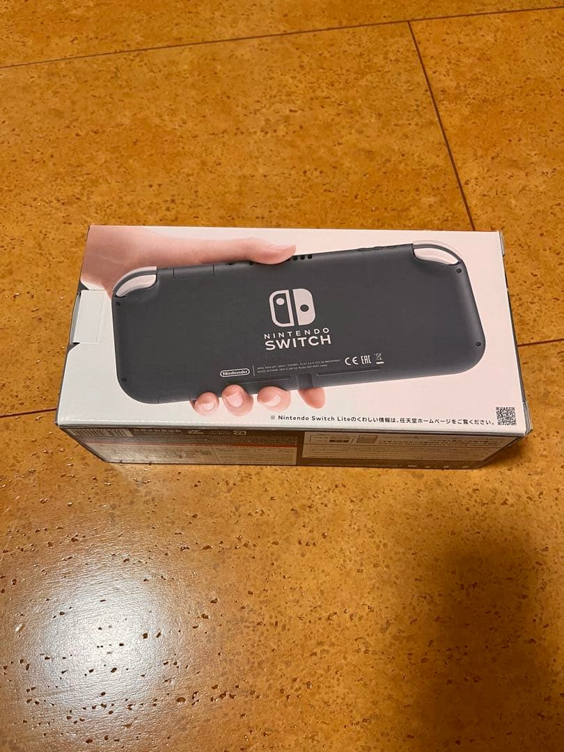 Nintendo Switch Lite グレー 本体　ケース付き