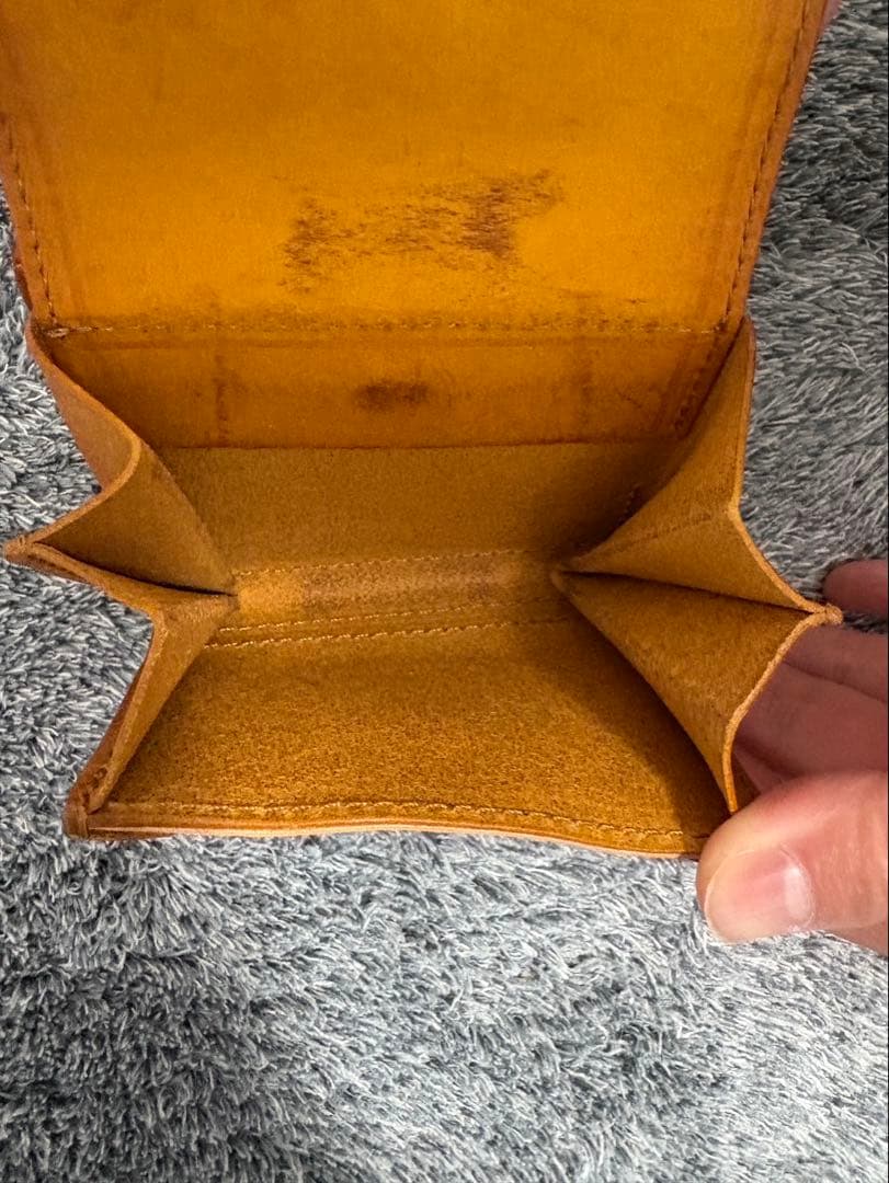 BEERBELLY 二つ折り財布 ブラウン