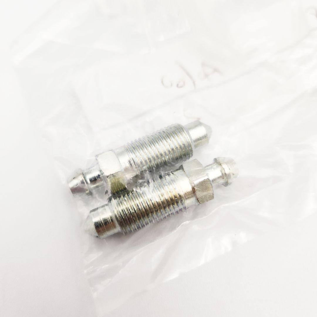 NISSAN R32 GTS系 フロントキャリパー 純正部品セット