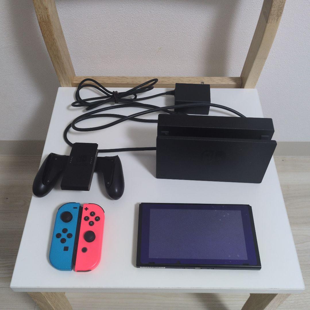 Nintendo Switch 本体セット（ネオンブルー/レッド）