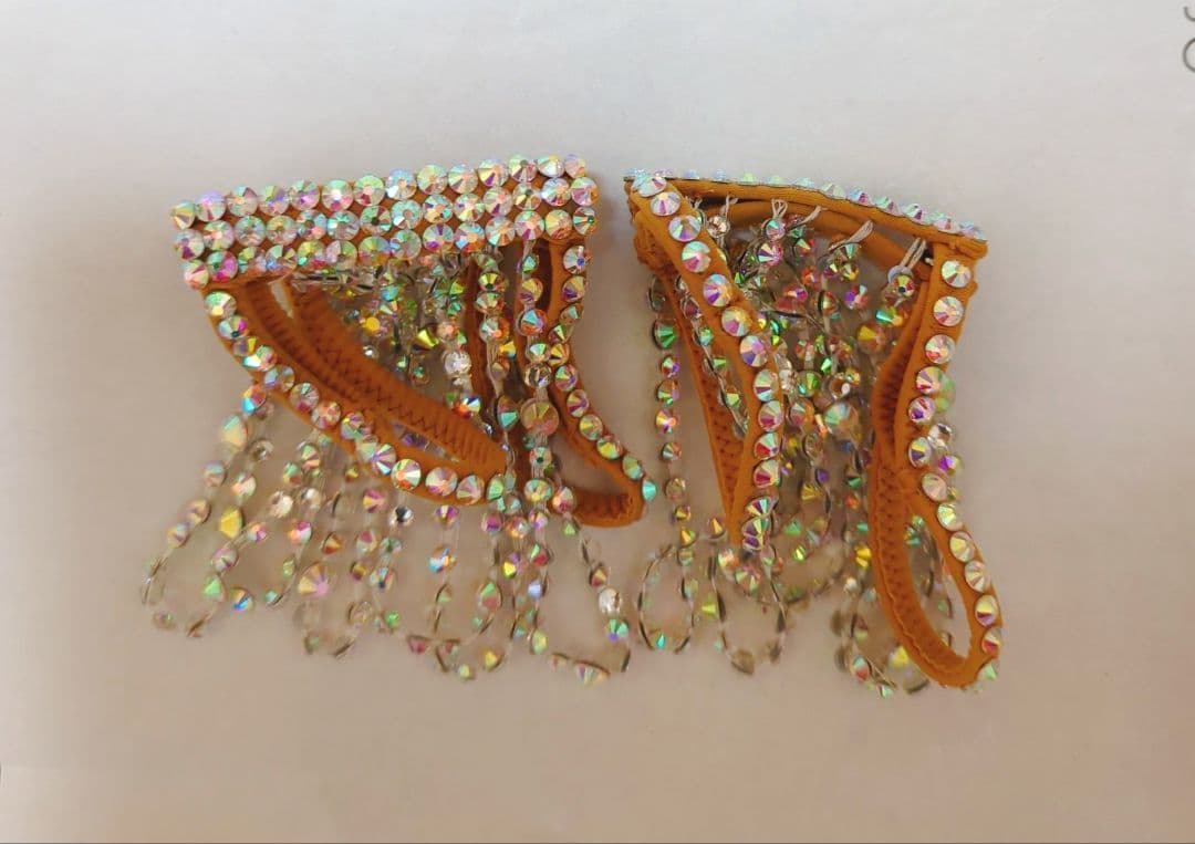 ブラウンオフショルダーダンスドレス　タカダンス