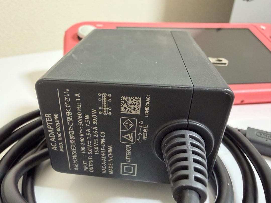 Nintendo Switch Lite (コーラル) 本体