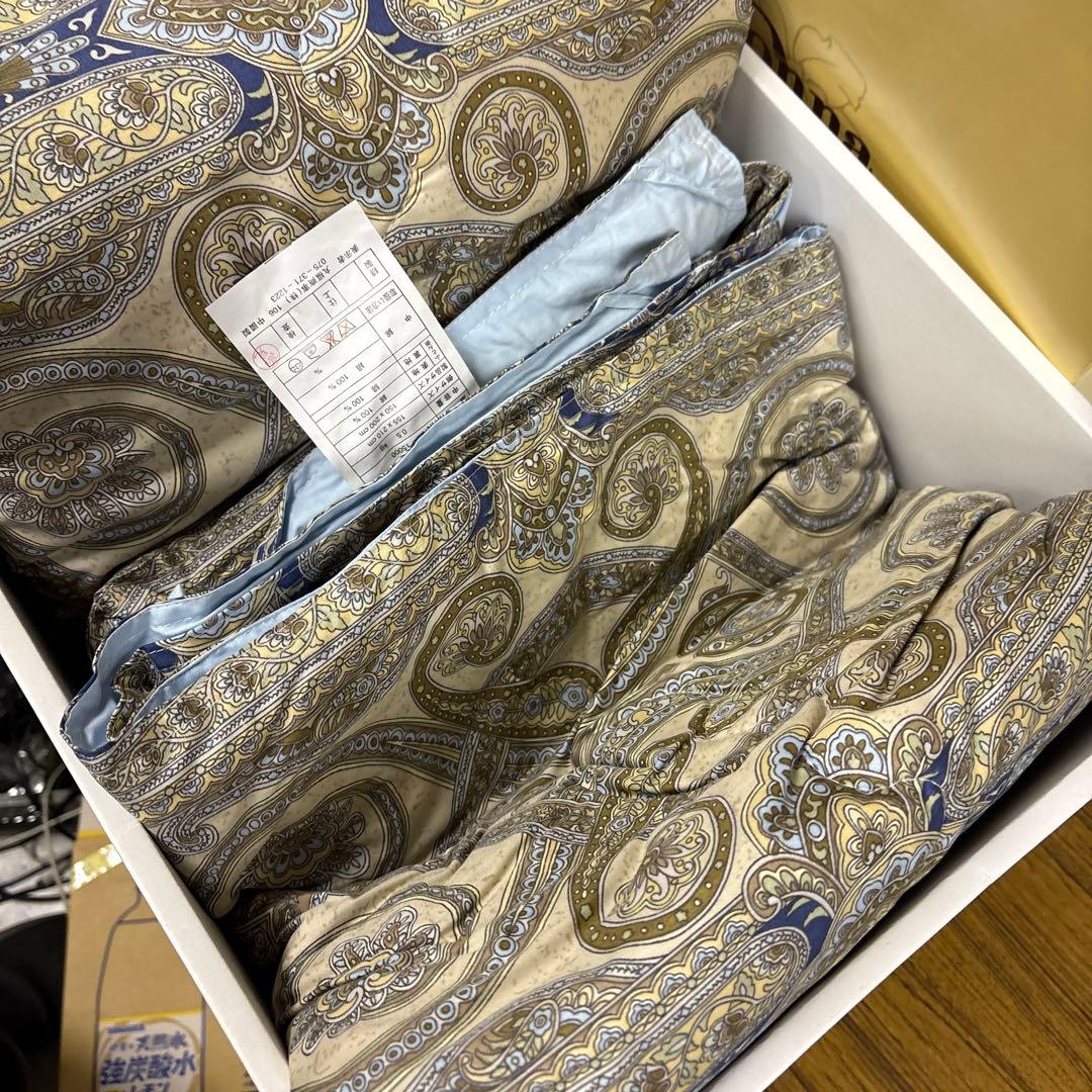 新品　手引き真綿（絹）　真綿布団　0.5キロ　150✖️200