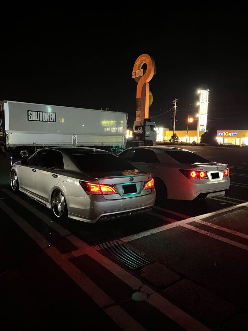 210 クラウン 純正加工シーケンシャルテールランプ