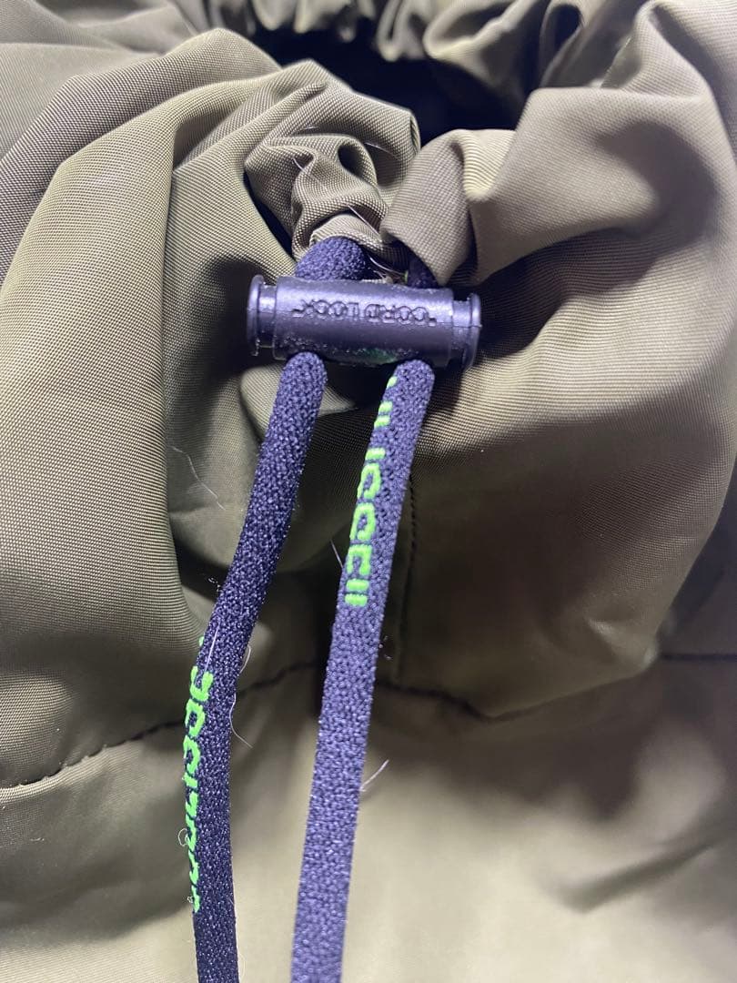 オフホワイト　マルチポケットパックバック