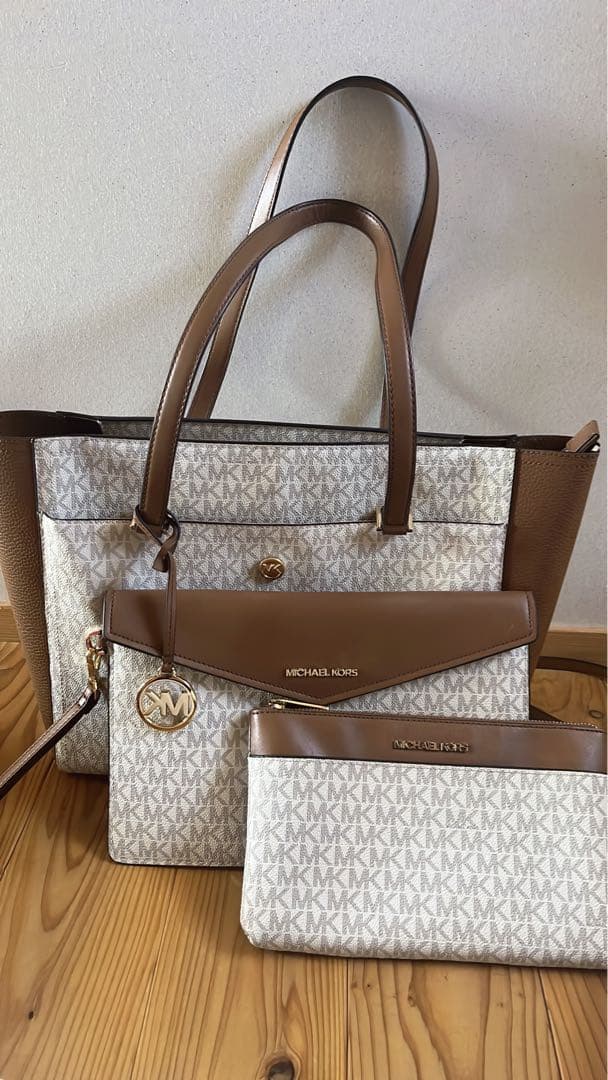 【正規品】MICHAEL KORS トートバッグ ポーチ&ショルダーバッグ付き