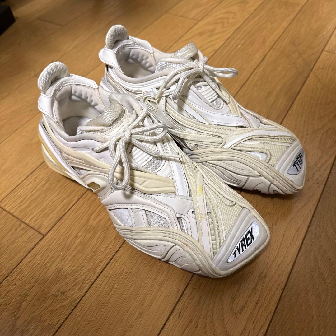 【最安値】BALENCIAGA TYREX EUR36