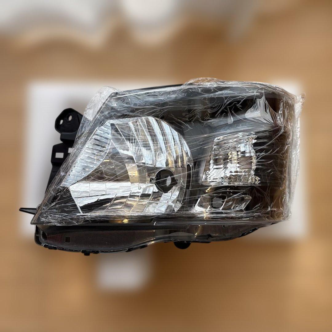 日産 NV350キャラバン 前期 E26 純正タイプ ヘッドライト 左右セット