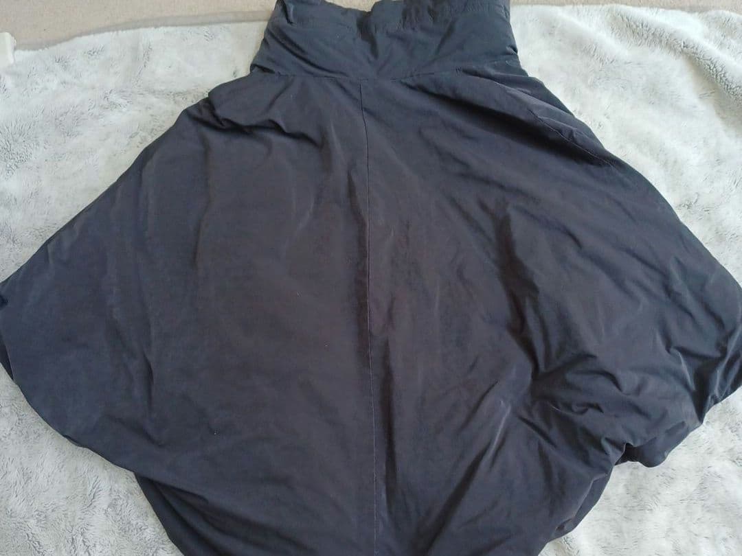 TATRAS　 ネイビー 　ダウンケープ　ポンチョファ―付き