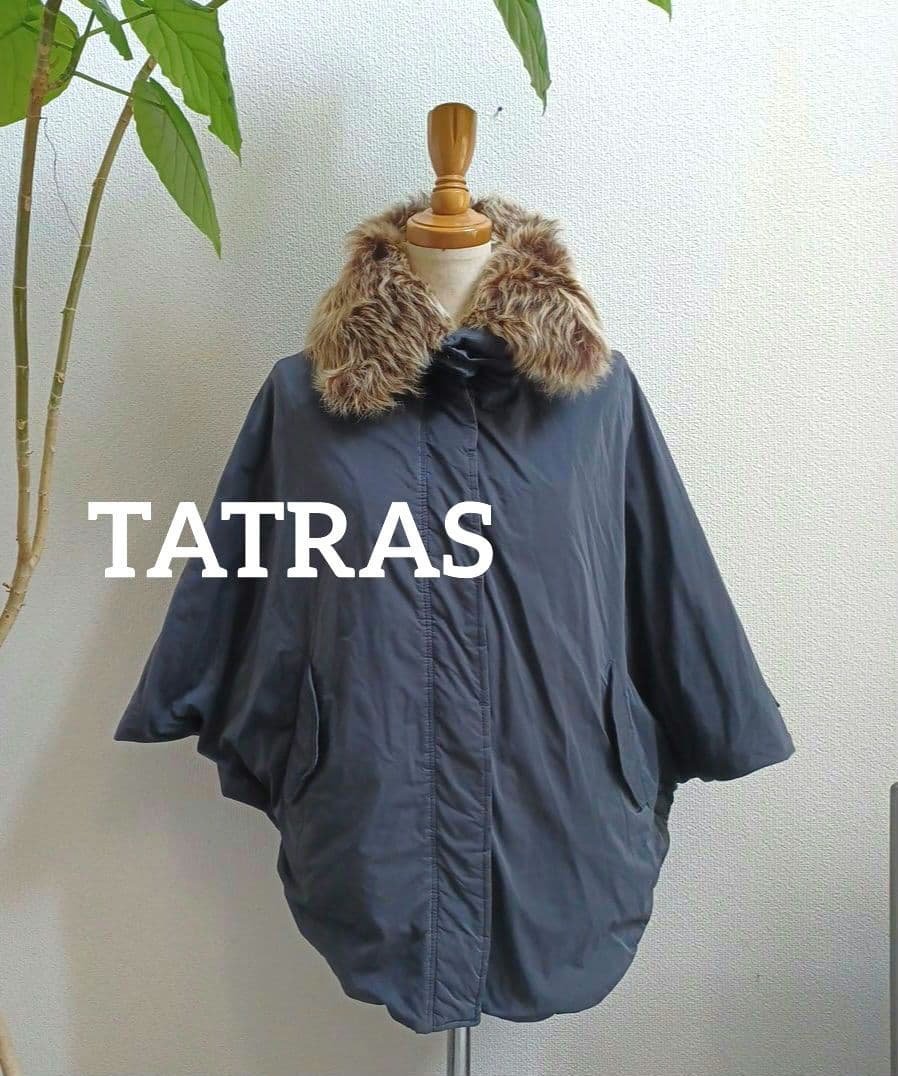 TATRAS　 ネイビー 　ダウンケープ　ポンチョファ―付き