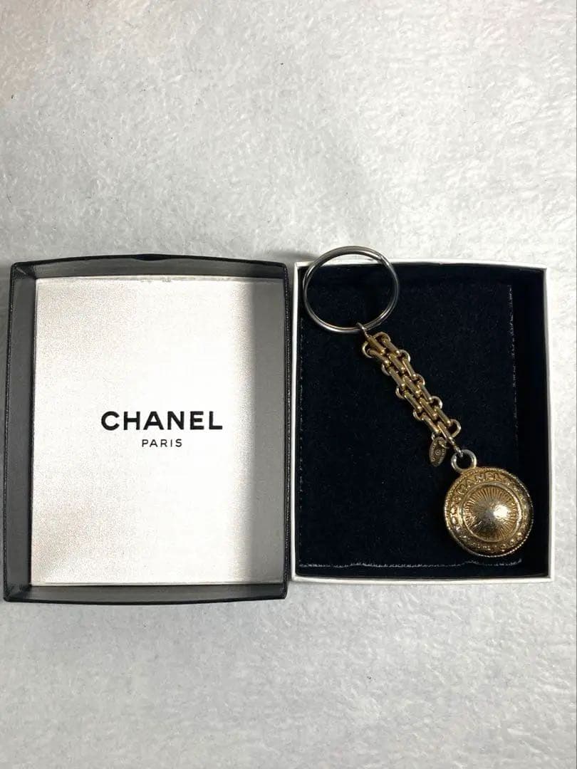 CHANEL シャネル　キーホルダー　キーリング　バッグチャーム　ゴールド　箱付