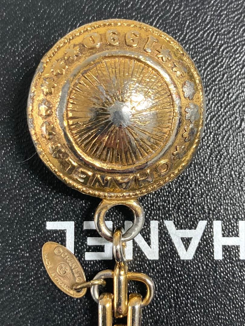 CHANEL シャネル　キーホルダー　キーリング　バッグチャーム　ゴールド　箱付