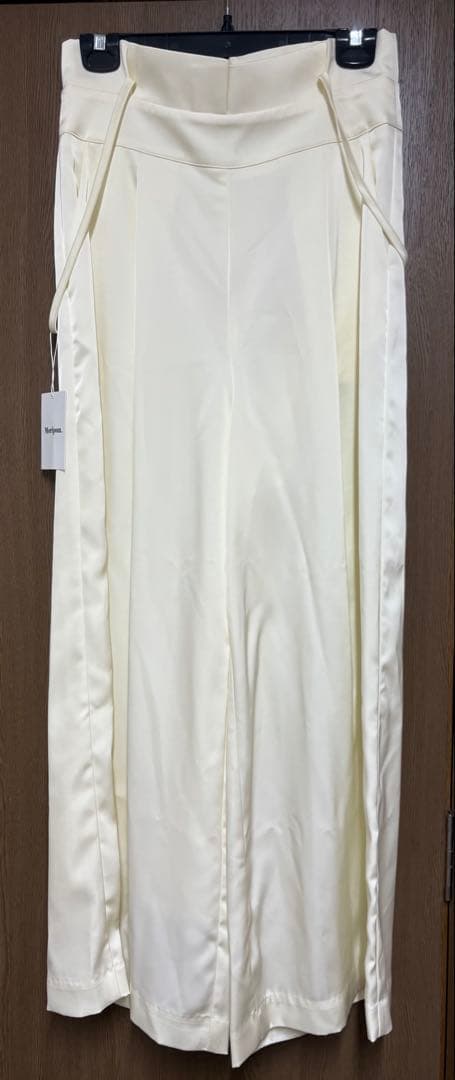 ゆ*か様 moripon.♡Satin salopette / ivory