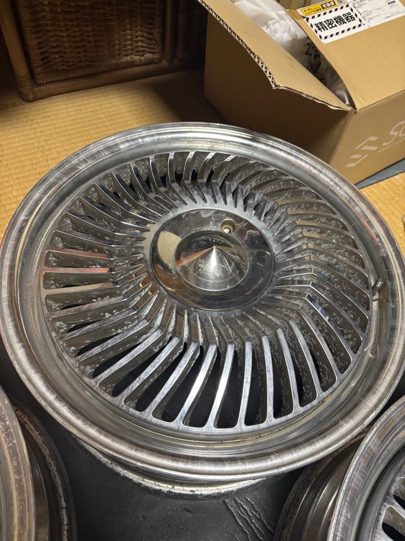 カービング17インチ 4本 クラウン ネオクラシック ！