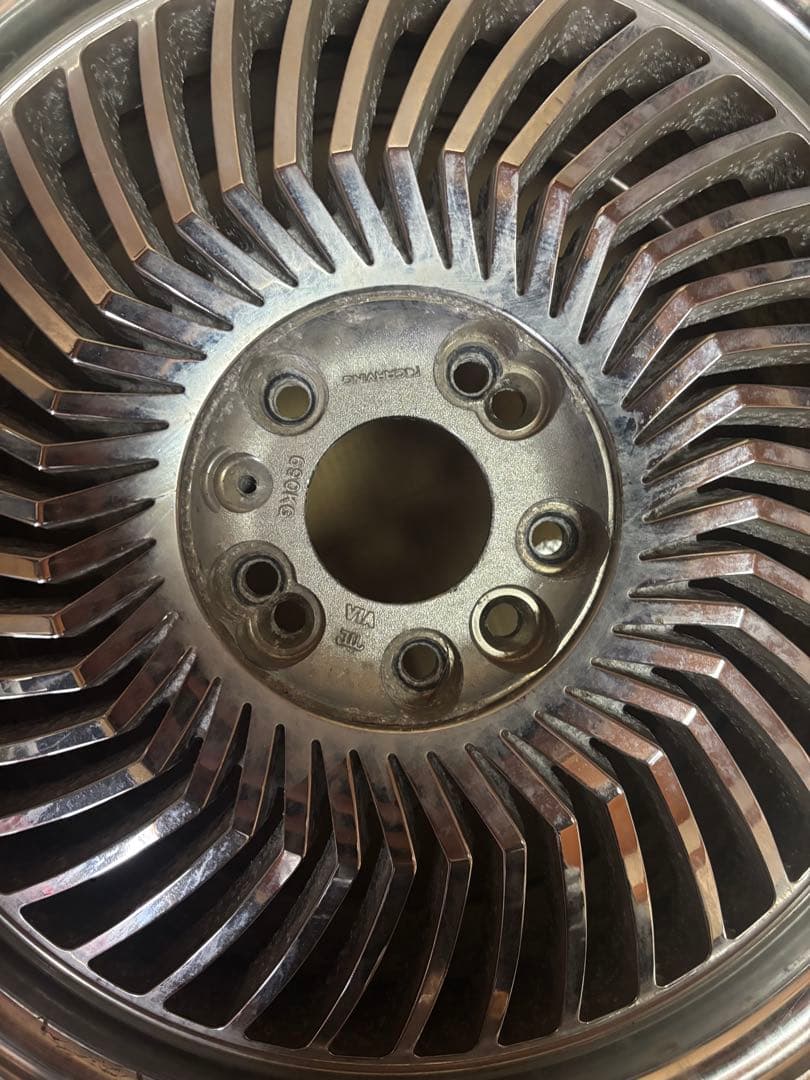 カービング17インチ 4本 クラウン ネオクラシック ！